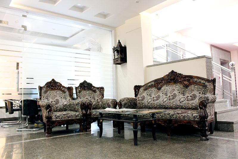 Grace Hotel Karnāl 外观 照片